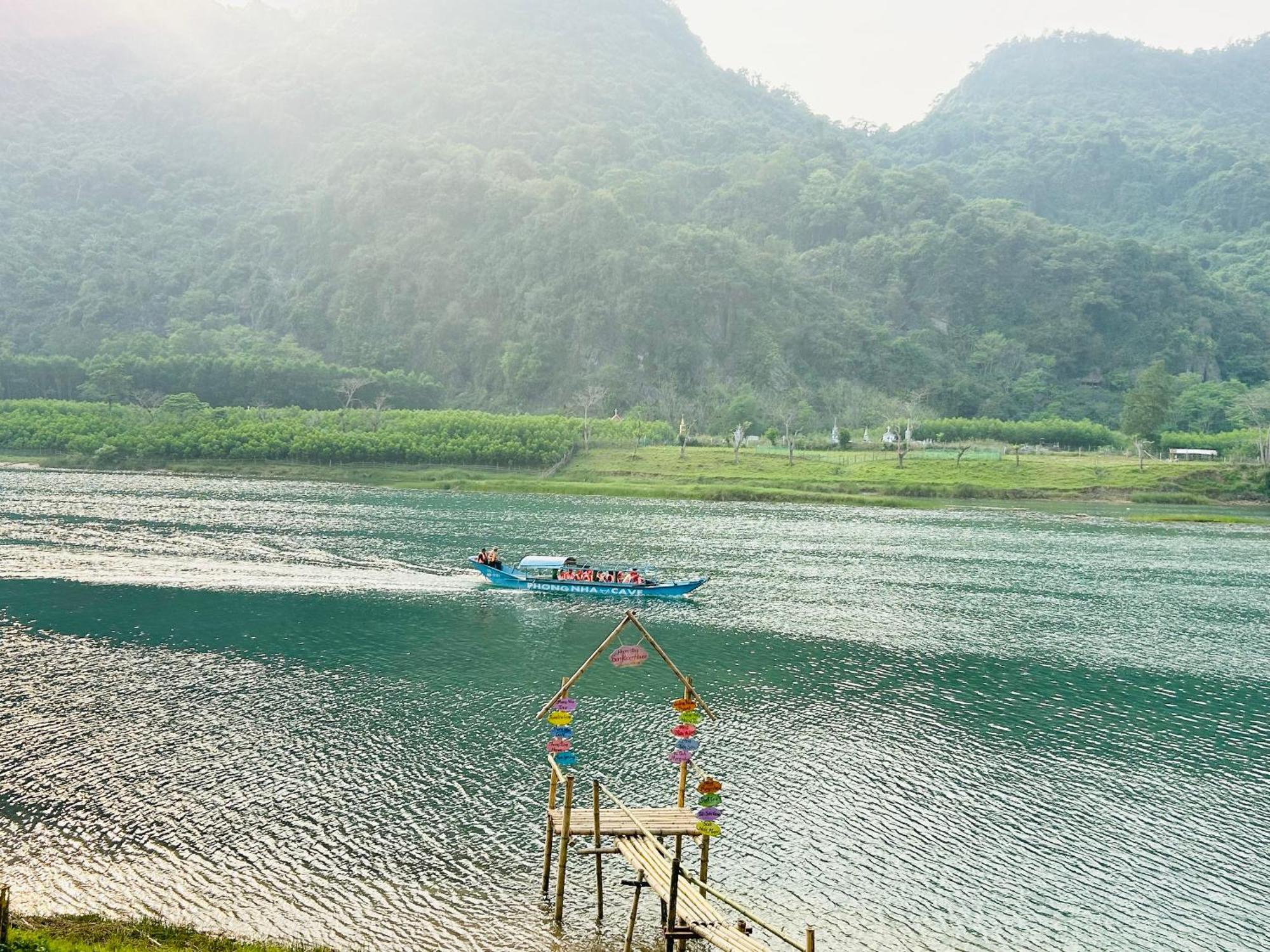 Son River House Phong Nha Exterior foto