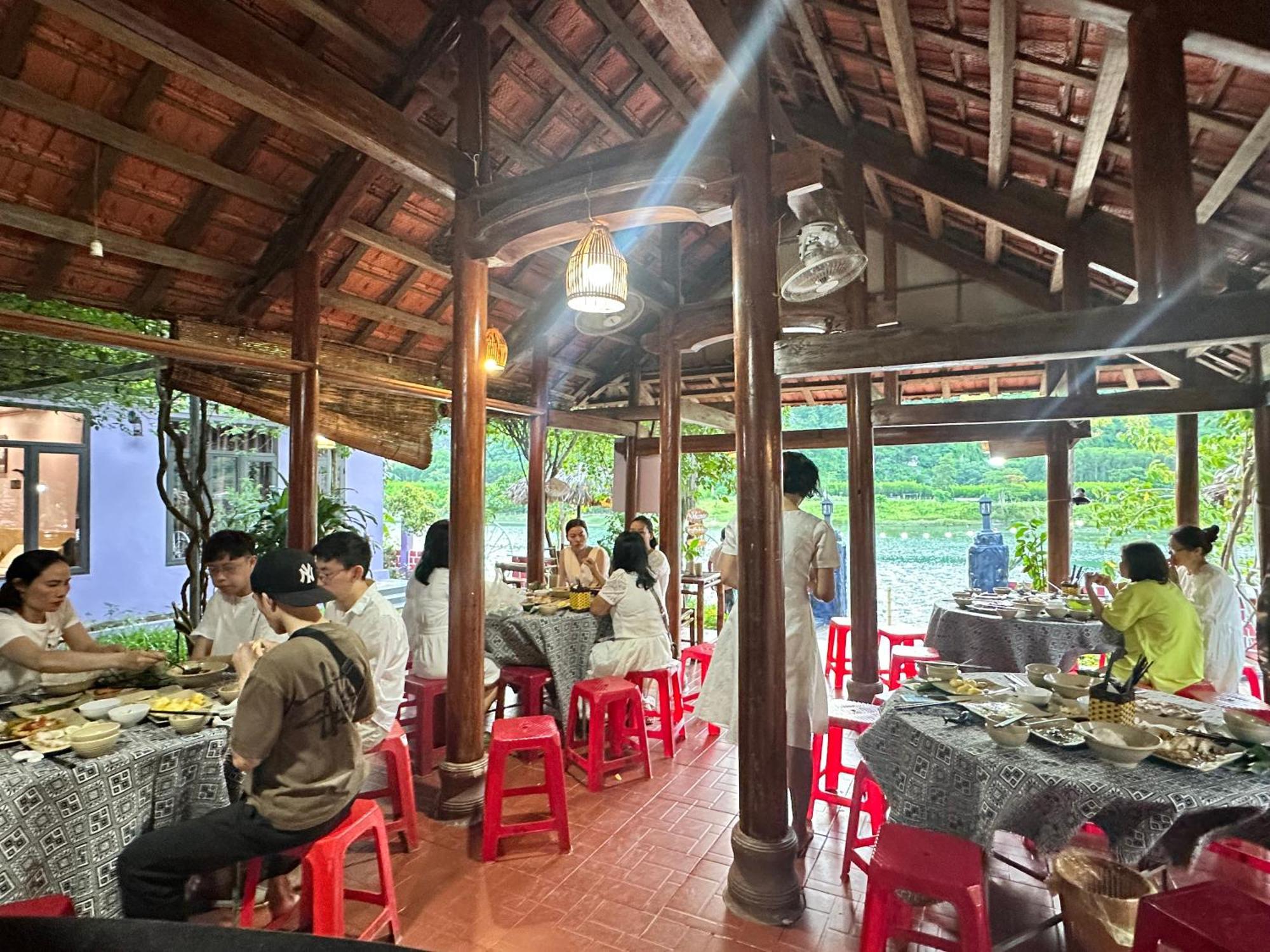 Son River House Phong Nha Exterior foto